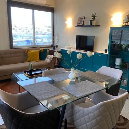 A Sea View Maisonette Right On The Waters Edge. Apartment Сейнт Полс Бей Екстериор снимка